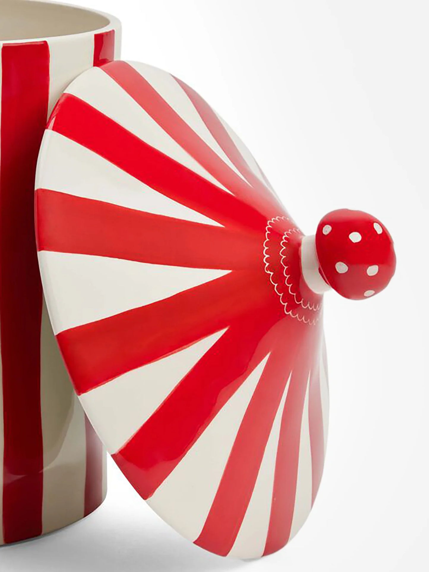 MAGIC BOX - RED . LAETITIA ROUGET